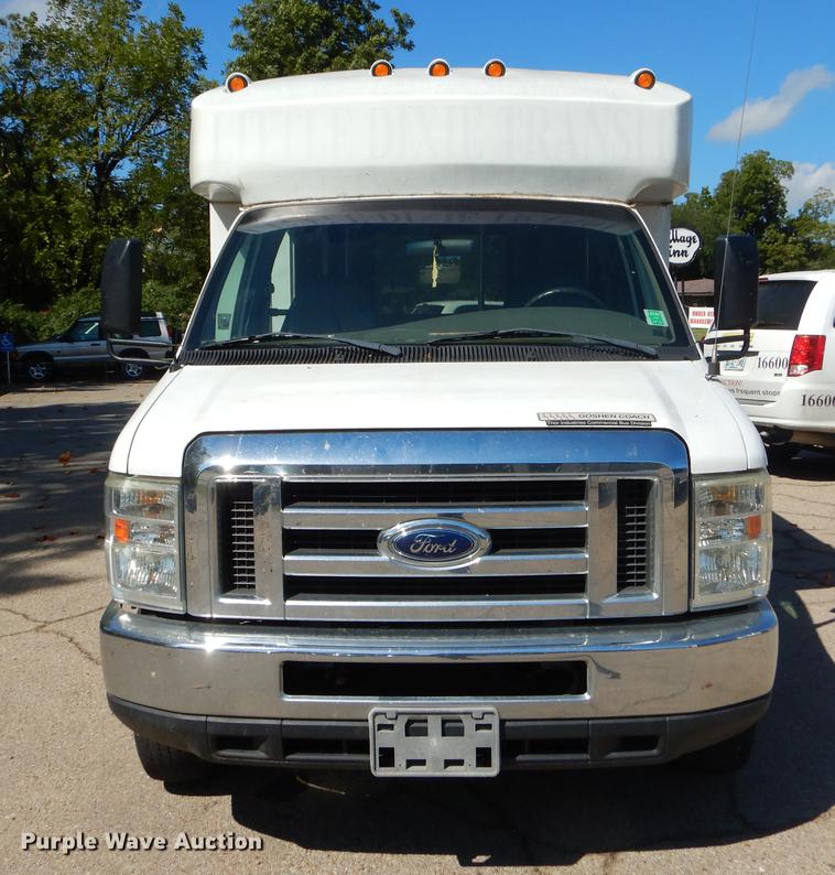 image for item EO9632 2008 Ford E350 Super Duty shuttle bus
