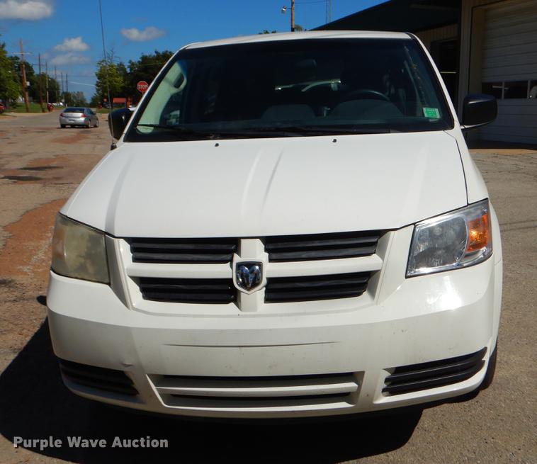 image for item EO9634 2010 Dodge Grand Caravan SE van