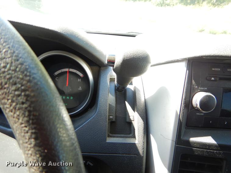 image for item EO9634 2010 Dodge Grand Caravan SE van