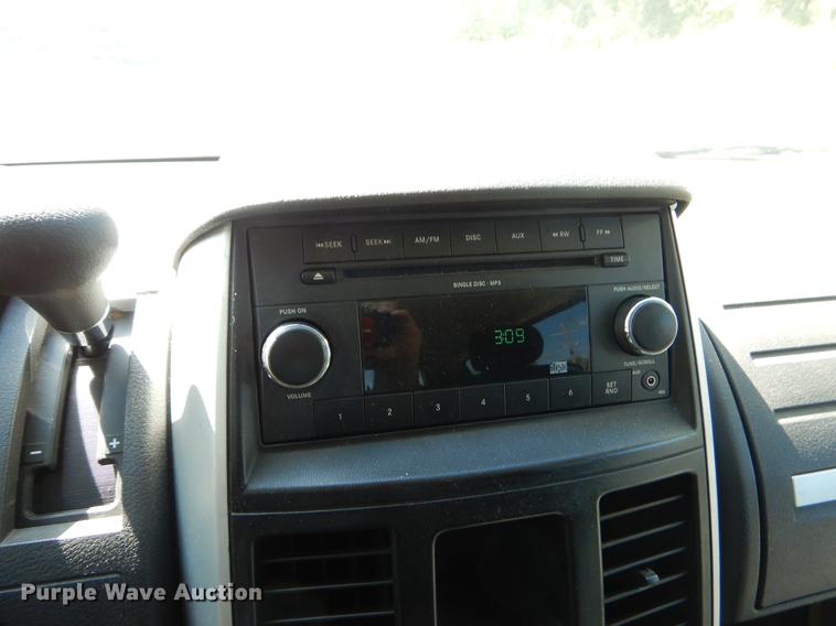 image for item EO9635 2010 Dodge Grand Caravan SE van