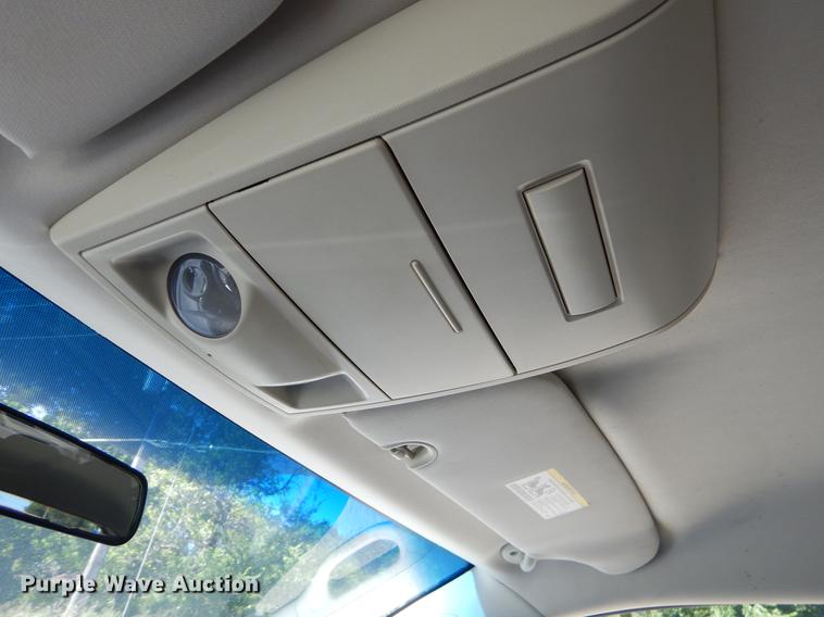 image for item EO9635 2010 Dodge Grand Caravan SE van