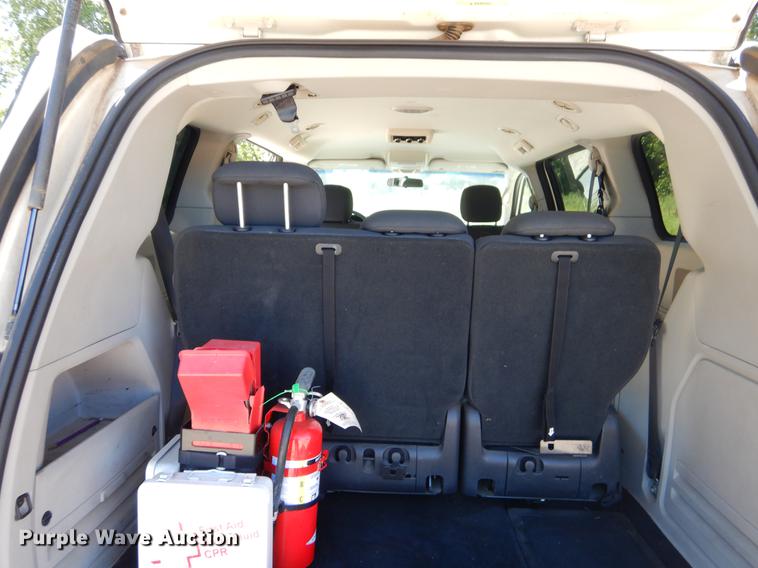 image for item EO9635 2010 Dodge Grand Caravan SE van