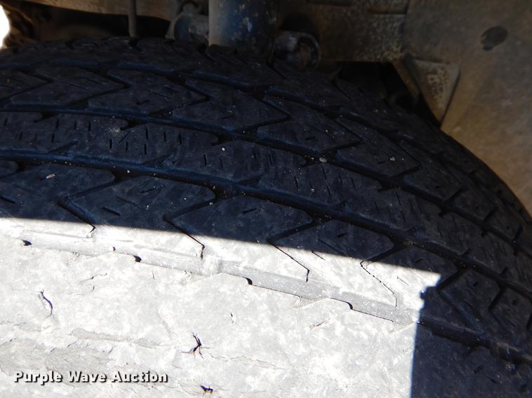 image for item EO9635 2010 Dodge Grand Caravan SE van