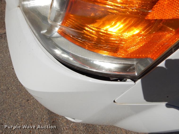 image for item EO9635 2010 Dodge Grand Caravan SE van