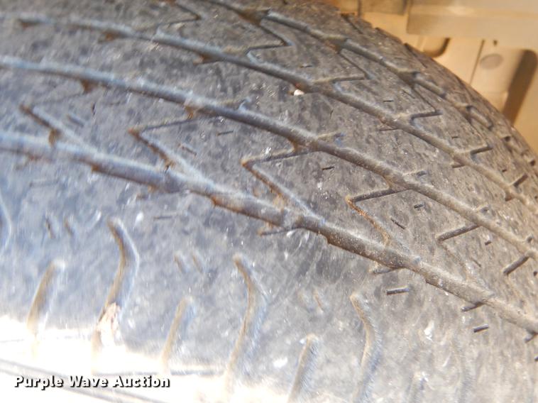 image for item EO9636 2010 Dodge Grand Caravan SE van