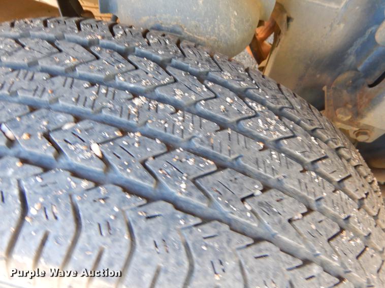 image for item EO9636 2010 Dodge Grand Caravan SE van