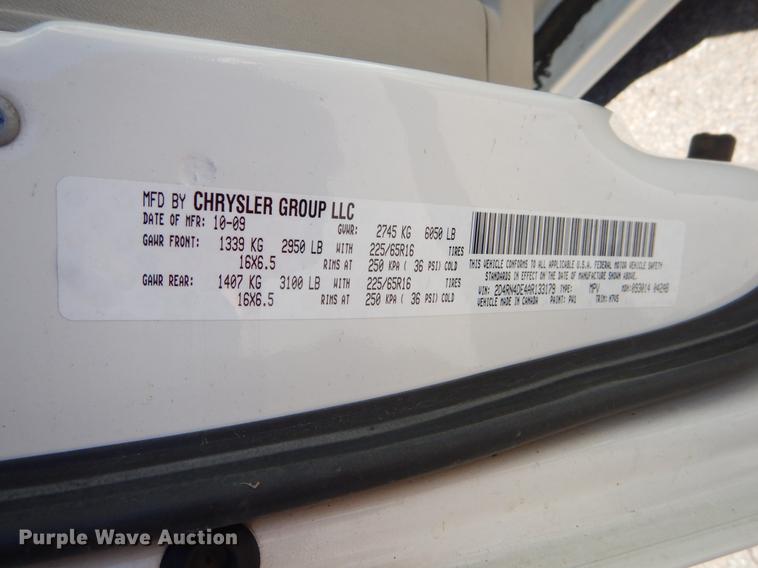 image for item EO9636 2010 Dodge Grand Caravan SE van