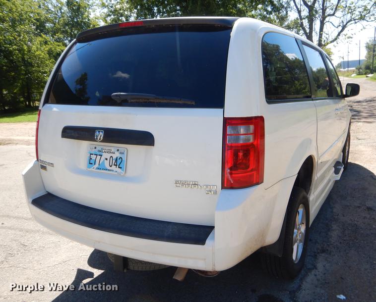 image for item EO9637 2010 Dodge Grand Caravan SE van