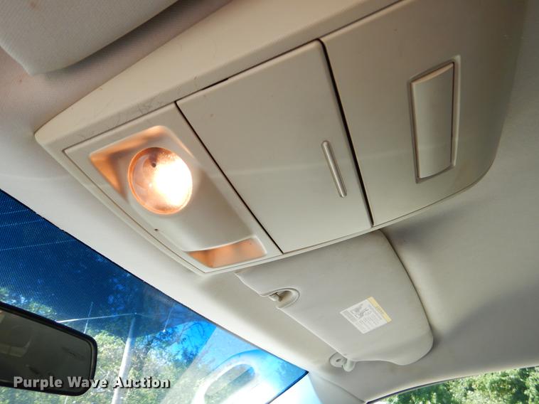 image for item EO9637 2010 Dodge Grand Caravan SE van