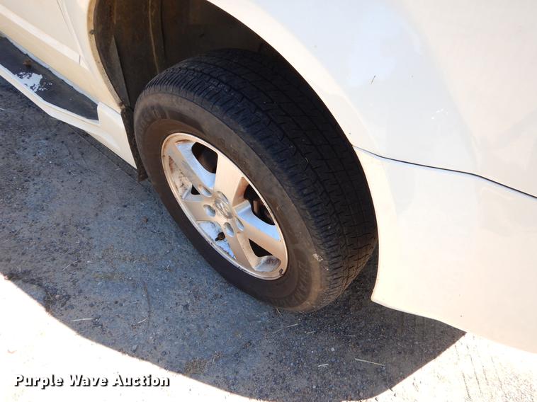 image for item EO9637 2010 Dodge Grand Caravan SE van