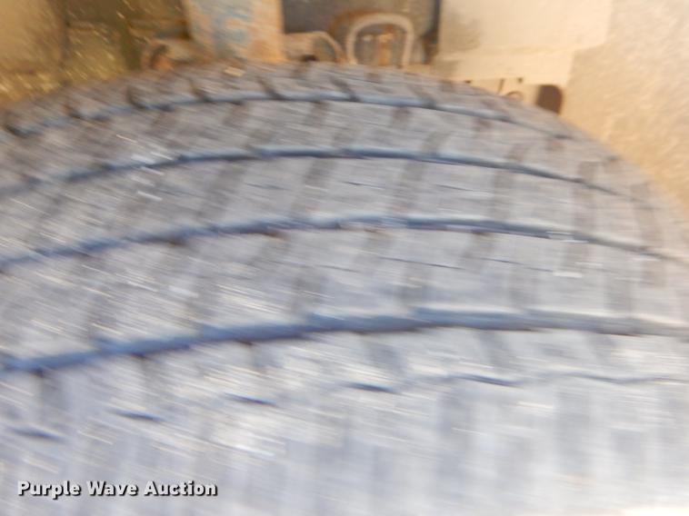 image for item EO9637 2010 Dodge Grand Caravan SE van