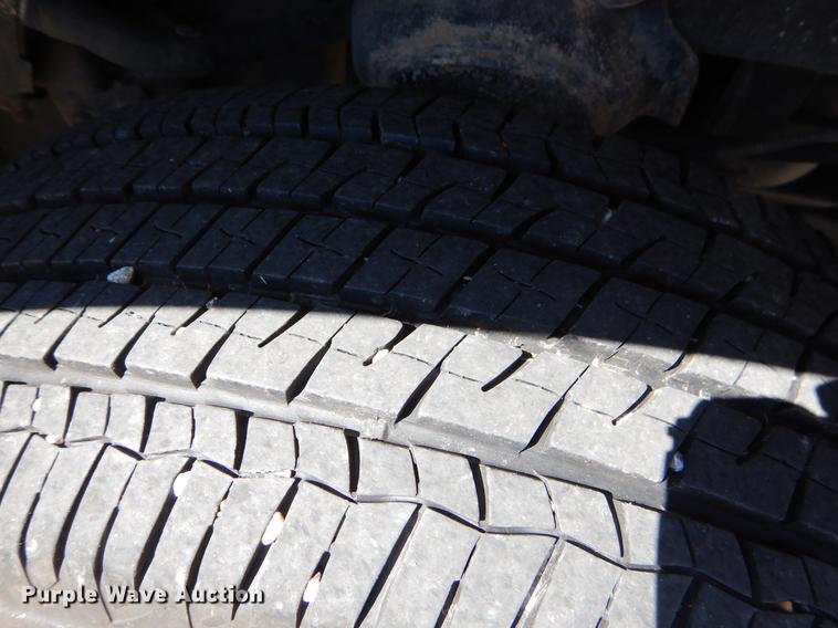 image for item EO9637 2010 Dodge Grand Caravan SE van