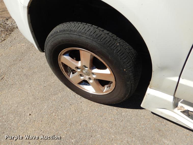 image for item EO9637 2010 Dodge Grand Caravan SE van