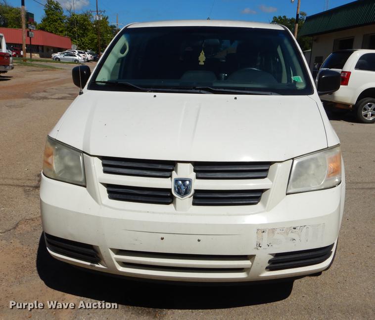 image for item EO9638 2010 Dodge Grand Caravan SE van