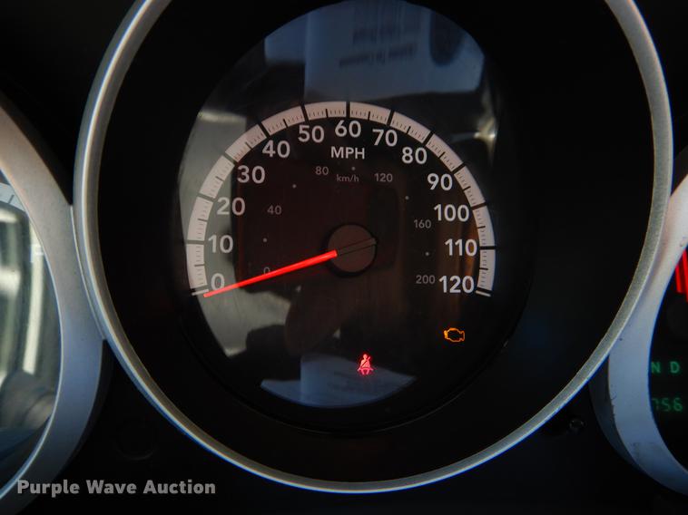 image for item EO9638 2010 Dodge Grand Caravan SE van