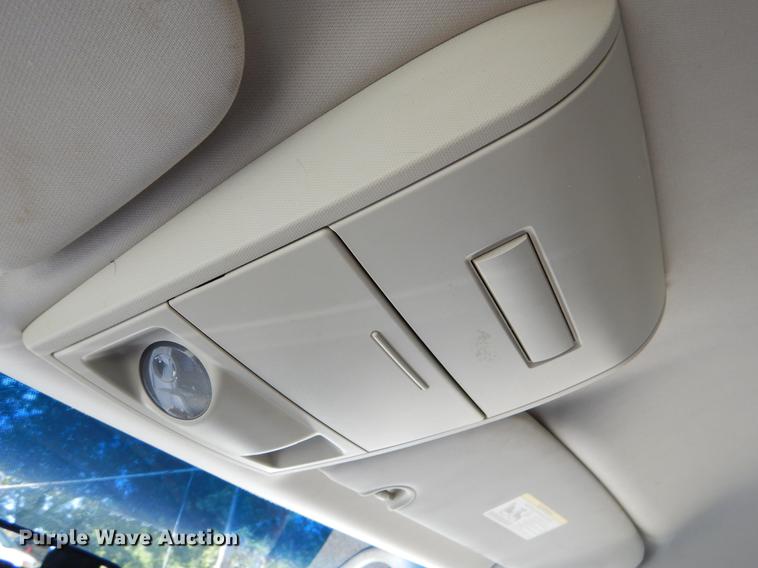 image for item EO9638 2010 Dodge Grand Caravan SE van