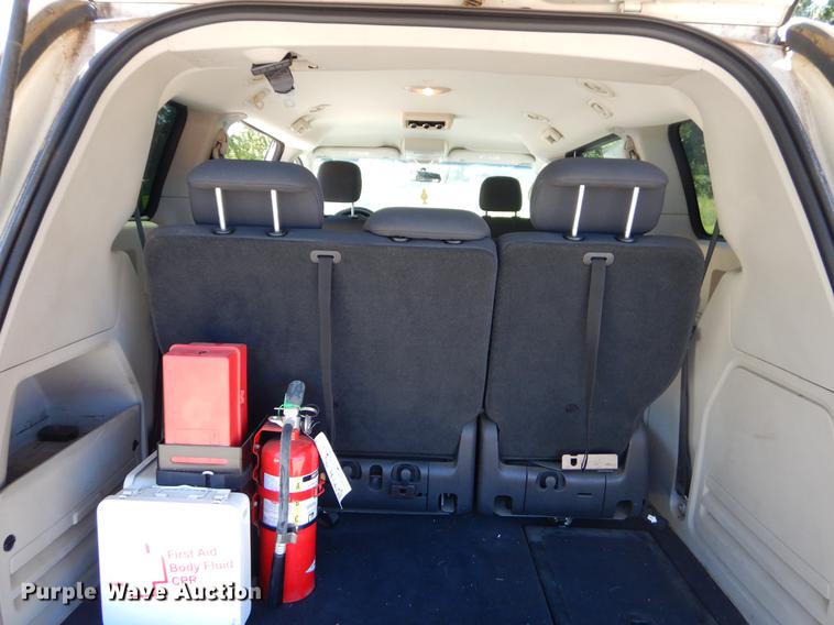 image for item EO9638 2010 Dodge Grand Caravan SE van