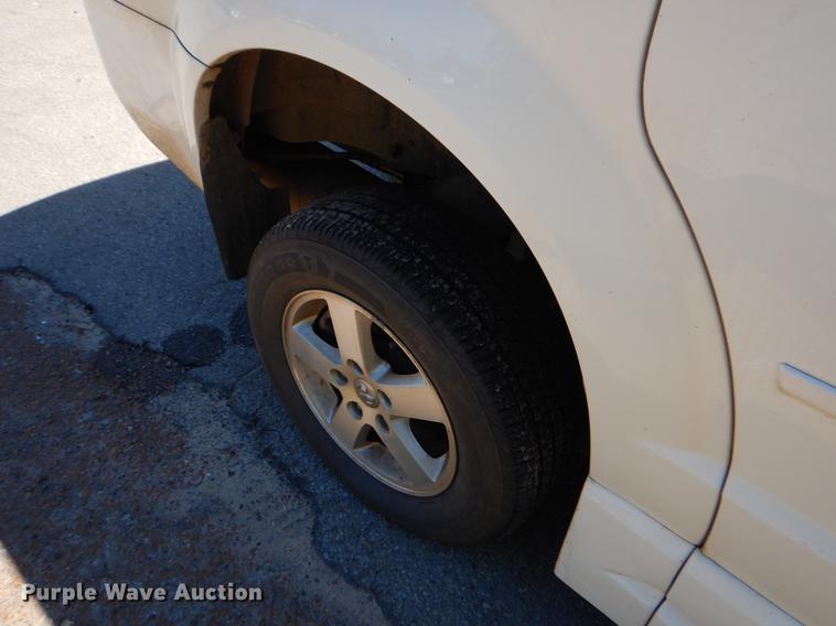 image for item EO9638 2010 Dodge Grand Caravan SE van