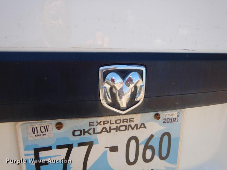 image for item EO9638 2010 Dodge Grand Caravan SE van