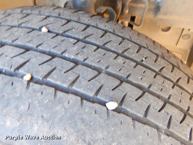 image for item EO9639 2010 Dodge Grand Caravan SE van