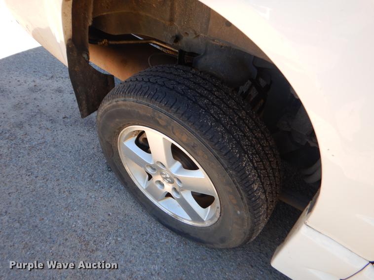 image for item EO9639 2010 Dodge Grand Caravan SE van