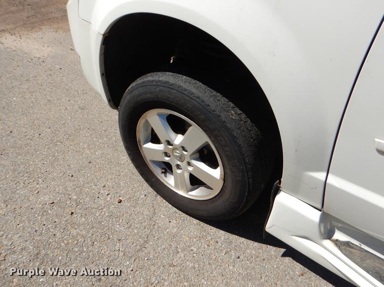 image for item EO9639 2010 Dodge Grand Caravan SE van