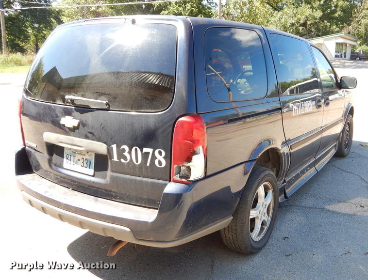 image for item EO9640 2005 Chevrolet Uplander Cargo van