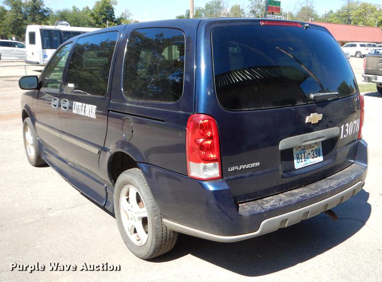 image for item EO9640 2005 Chevrolet Uplander Cargo van