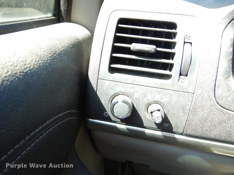 image for item EO9640 2005 Chevrolet Uplander Cargo van