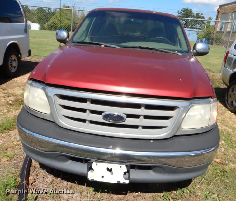 image for item EO9641 2000 Ford F150 SuperCab pickup truck