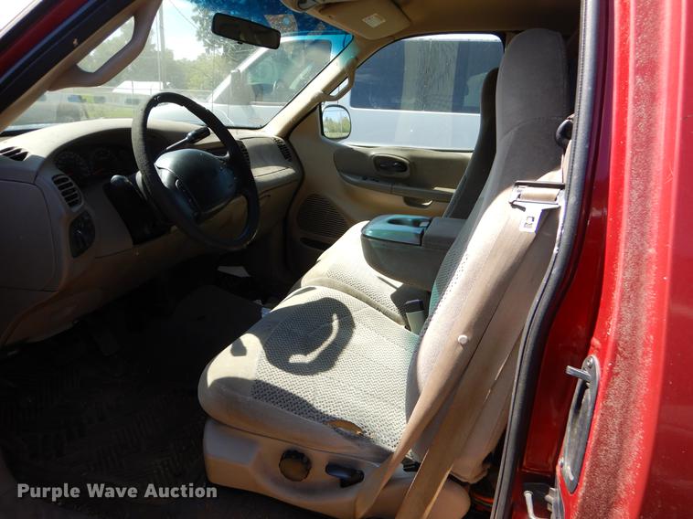 image for item EO9641 2000 Ford F150 SuperCab pickup truck