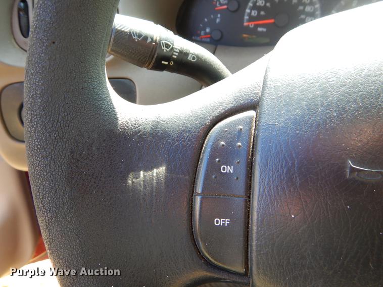 image for item EO9641 2000 Ford F150 SuperCab pickup truck