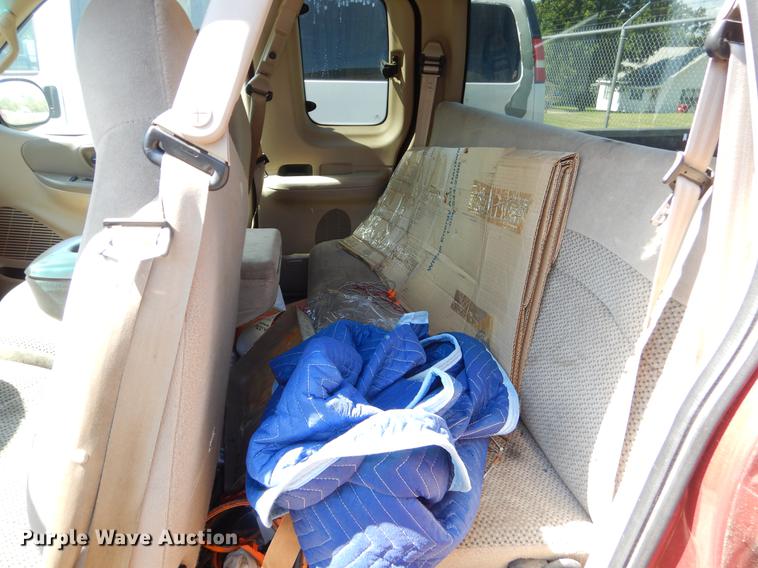 image for item EO9641 2000 Ford F150 SuperCab pickup truck