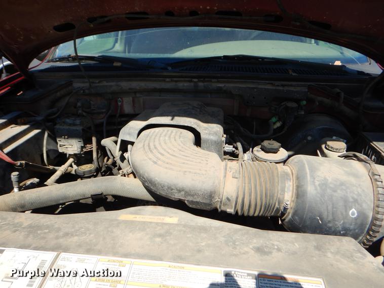 image for item EO9641 2000 Ford F150 SuperCab pickup truck