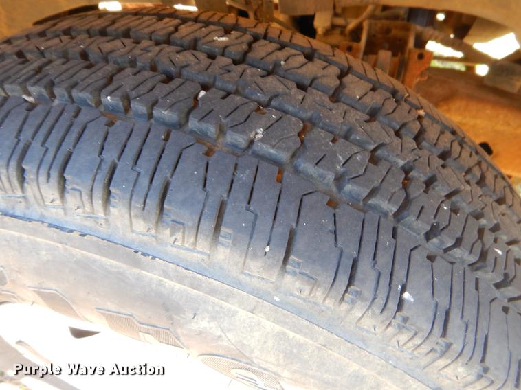 image for item EO9641 2000 Ford F150 SuperCab pickup truck