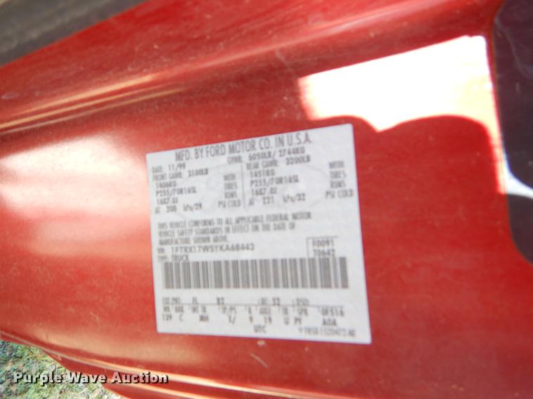 image for item EO9641 2000 Ford F150 SuperCab pickup truck