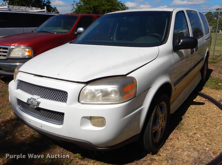 image for item EO9642 2007 Chevrolet Uplander Cargo van