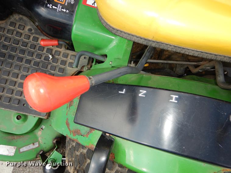 image for item EU9114 John Deere 4100 tractor