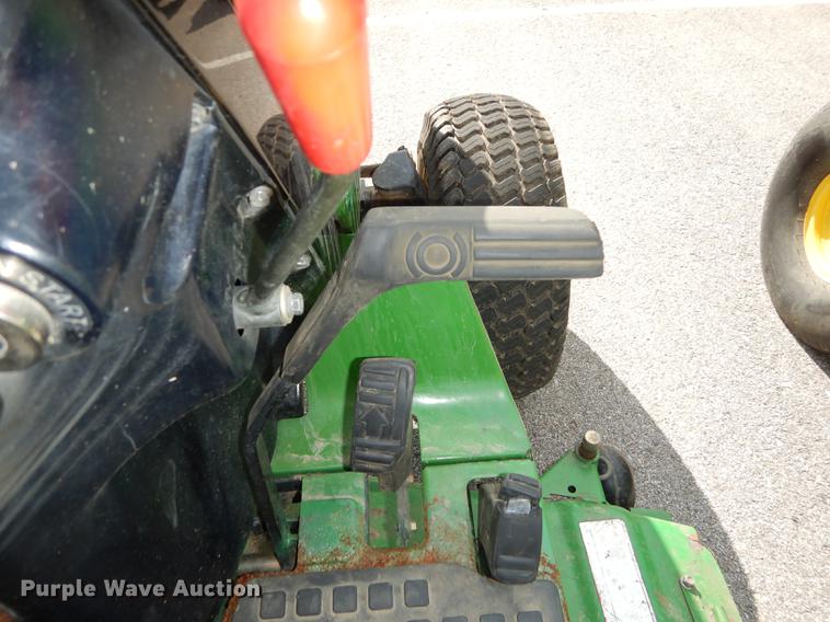 image for item EU9114 John Deere 4100 tractor