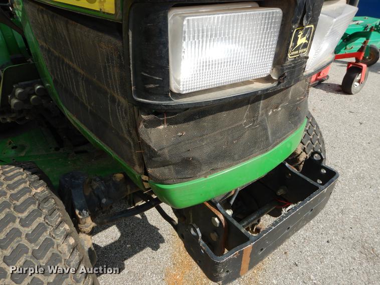 image for item EU9114 John Deere 4100 tractor