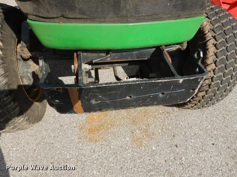 image for item EU9114 John Deere 4100 tractor