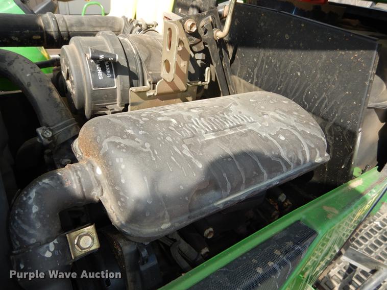 image for item EU9114 John Deere 4100 tractor