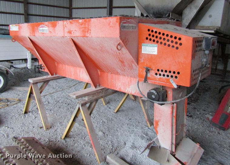 image for item FI9508 Henderson spreader