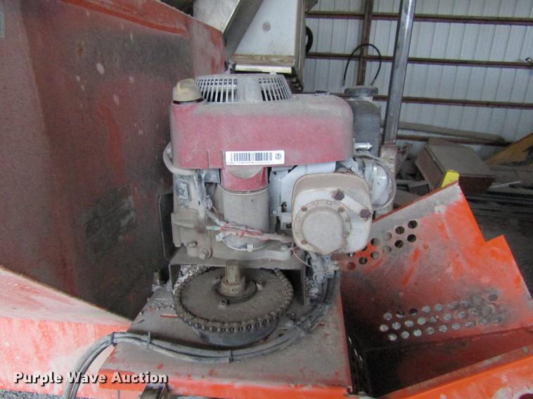 image for item FI9508 Henderson spreader