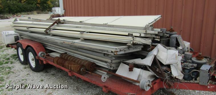 image for item FI9517 (5) garage doors