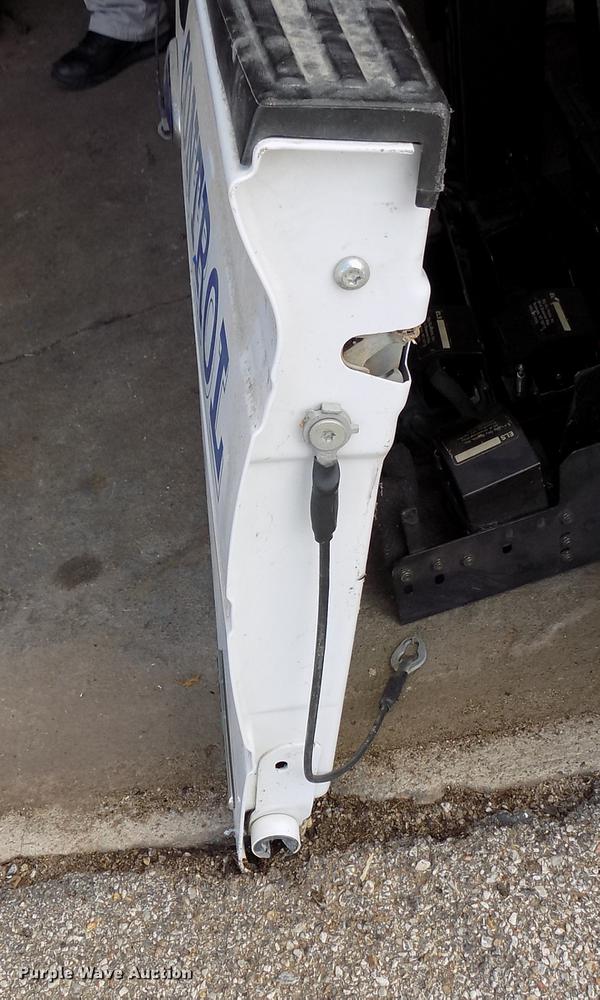 image for item FQ9042 Ford F-150 tailgate