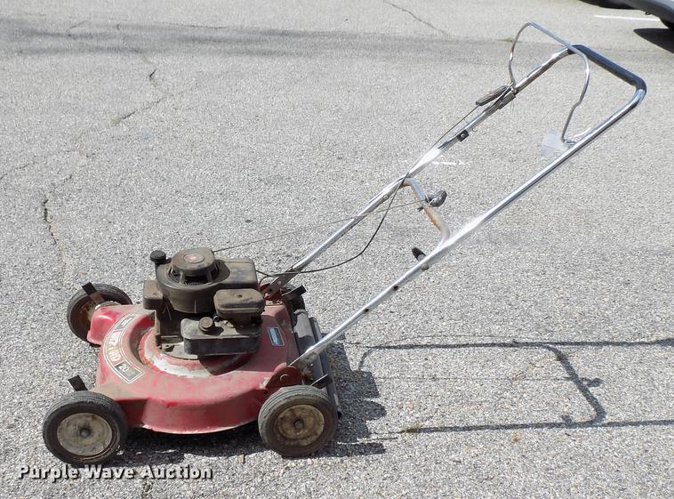 image for item FQ9045 USA TRF gas powered bicycle