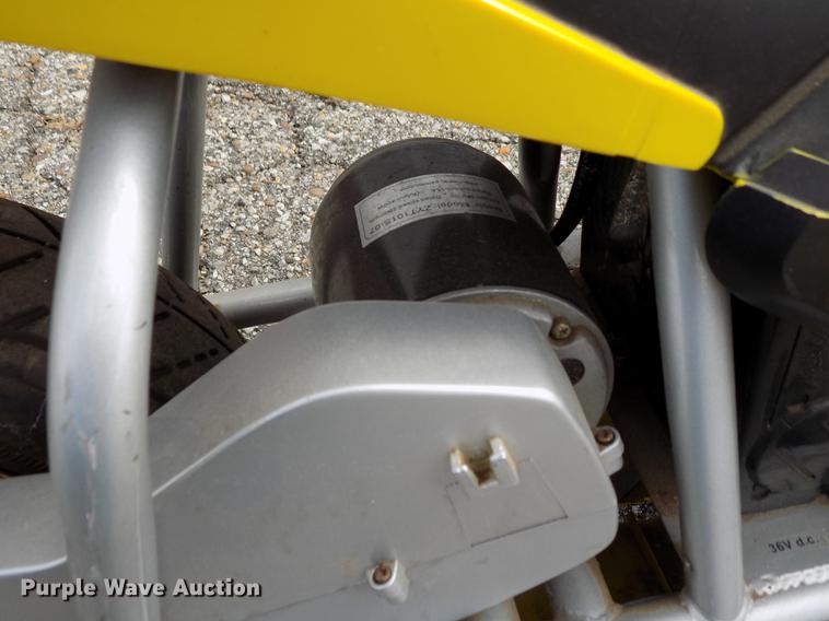 image for item FQ9045 USA TRF gas powered bicycle