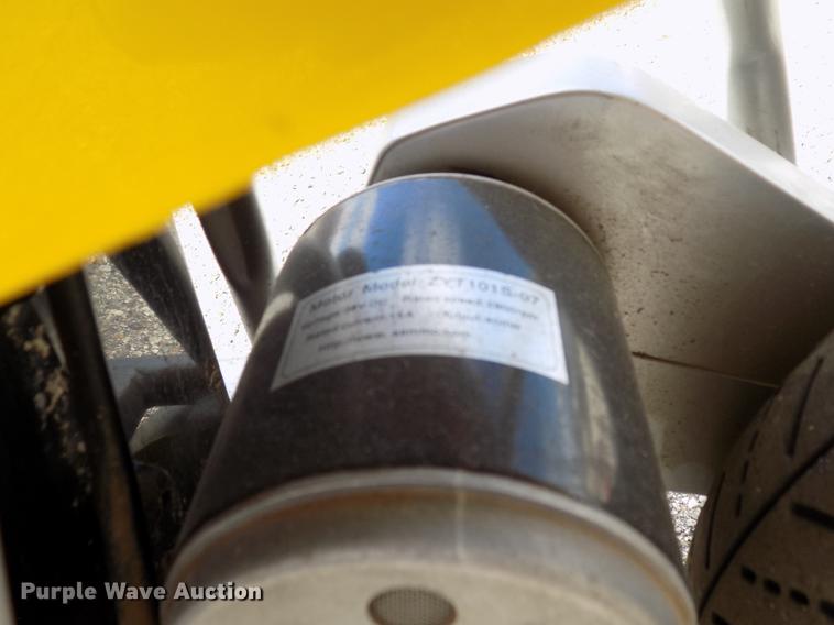 image for item FQ9045 USA TRF gas powered bicycle