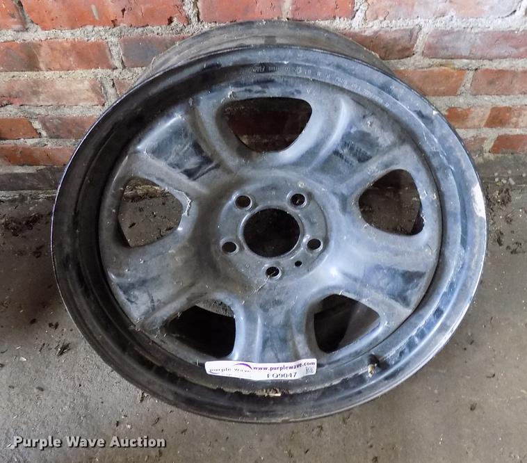 image for item FQ9047 (3) 17" wheels